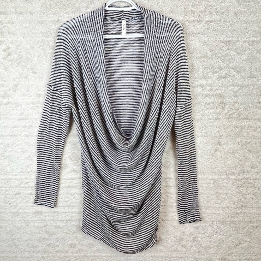 CELESTE Stretchy Cover-Up Black White Stripes Size Large